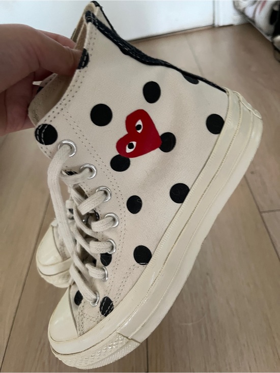 Comme des Garcons PLAY Shoes - Comme des Garçons Polka Dot High-Top Sneakers in Cream with Black and Red Heart